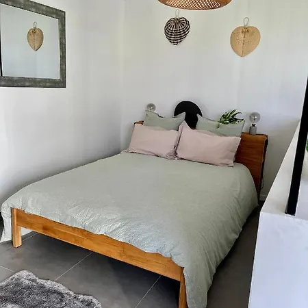 Guest house Chez Isa, Loft 55m2, Jardin, Vue, Parking, Entree Autonome Ceyrat