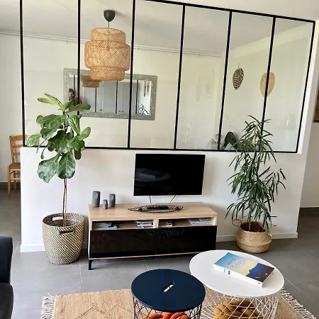 Chez Isa, Loft 55m2, Jardin, Vue, Parking, Entree Autonome 3* Ceyrat